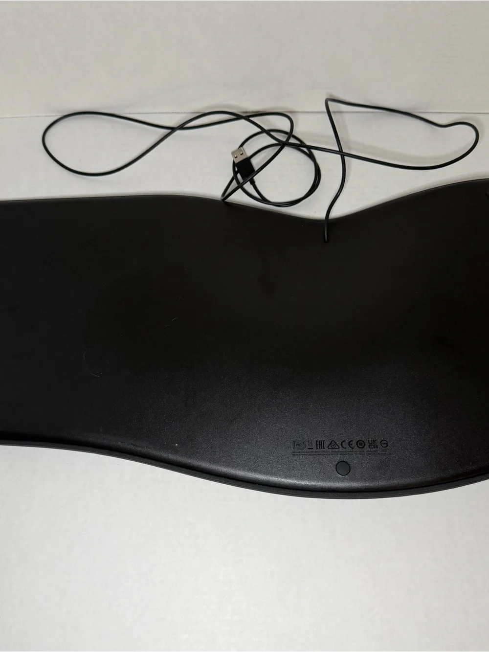 Microsoft Ergonomic USB 1878 Keyboard with Cushioned Wrist Rest